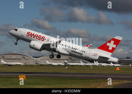 SCHWEIZER BOMBARDIER C-SERIE Stockfoto