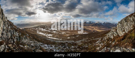 Ein Blick über den Cairngorms von der Spitze des Creag Dubh in der Nähe von Newtonmore, Cairngorms National Park, Schottland, UK Stockfoto