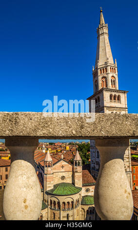 Italien Emilia Romagna Modena Piazza Grande Dom - Unesco Welterbe Site - Ghirlandina Turm Stockfoto