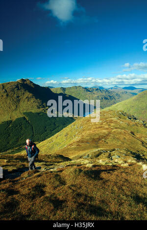 Beinn eine Lochain und Loch Restil aus Ben Donich, den Arrochar Alpen, Loch Lomond und die Trossachs National Park, Argyll & Bute Stockfoto