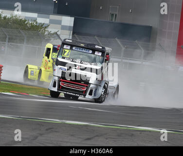 Stuart Oliver, Volvo RH13 12000, britischen Truck Racing Championship, Silverstone LKW-Festival, Truck Racing, Silverstone, Satu Stockfoto