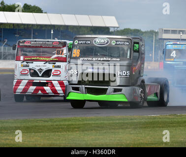 Andy Lovenberry, Renault Premium, Ryan Colson, Foden Alpha, britischen Truck Racing Championship, Silverstone LKW-Festival, LKW Stockfoto