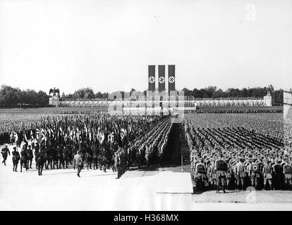 Fahnen-Parade beim Reichsparteitag, 1936 Stockfoto