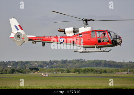 Königliche Marine Westland SA - 341D Gazelle HT3 ZB627 Ingwer in Abingdon Luft & Land Show Stockfoto