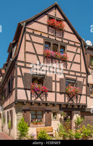 Fachwerkhaus in Klein-Venedig, Colmar, Elsass, Frankreich Stockfoto