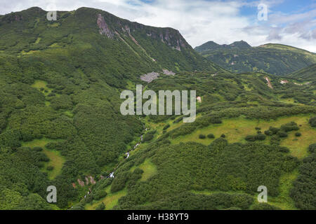 Tal der Geysire ist ein Geysirfeld auf Kamtschatka. Kronotsky Naturschutzgebiet. Stockfoto