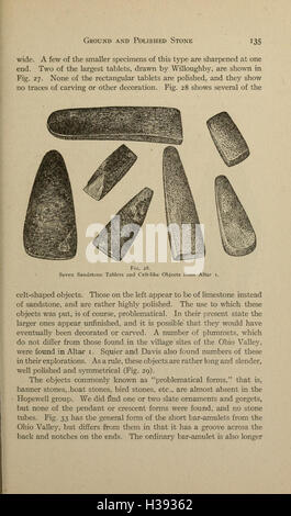 Diese Studie konzentriert sich auf die Hopewell-Hügelgruppe in Ohio und erforscht die archäologische Bedeutung der Grabhügel und die darin gefundenen Artefakte. Stockfoto
