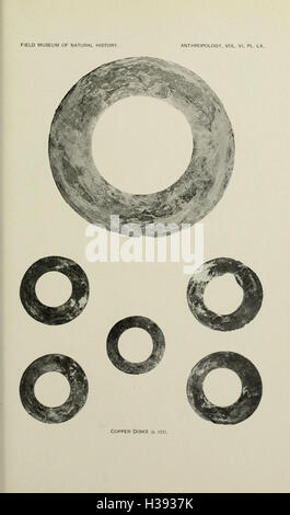 Diese Studie konzentriert sich auf die Hopewell-Kultur in Ohio und untersucht die archäologische Bedeutung der Hügel und Artefakte, die in der Region gefunden wurden. Stockfoto