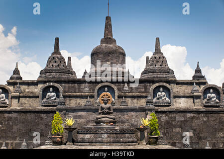 Indonesien, Bali, Banjar, Brahma Vihara Arama, buddhistisches Kloster, Stupa Borobodur anhand Stockfoto