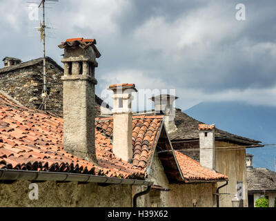 Gassen in Orta San Giulio in Italien Stockfoto