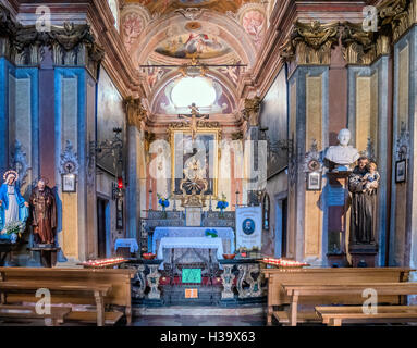 Innenraum der Chiesa di San Rocco in Orta San Giulio, Italien Stockfoto