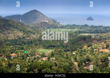 Indonesien, Lombok, Keling, erhöhten Blick auf die Südküste in Selong Blanak Stockfoto