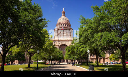 Texas State Capitol Gebäude in Austin im Frühjahr Stockfoto