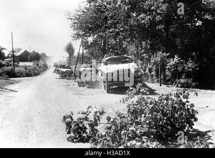 Deutsche gepanzerte Infanteristen voran in Frankreich, 1940 Stockfoto