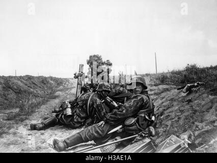 Granatwerfer der Waffen-SS an der Ostfront, 1941 Stockfoto