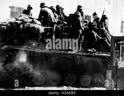 Sturmgeschütz während der Kämpfe an der Weichsel, 1944 Stockfoto