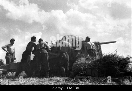 Deutsche Artillerie während der Kämpfe an der Weichsel, 1944 Stockfoto