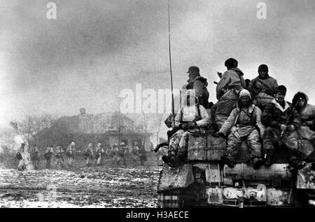 Deutsche Berg Infanteristen an der Ostfront, 1944 Stockfoto
