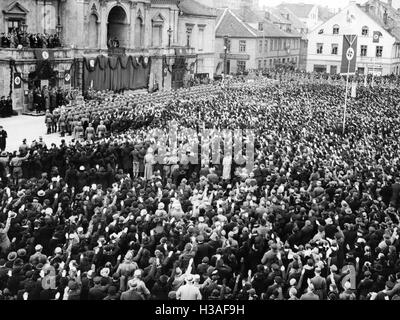 Adolf Hitler bei der Großkundgebung in Memel, 1939 Stockfoto