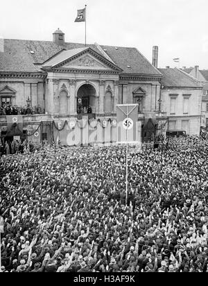 Adolf Hitler bei der Großkundgebung in Memel, 1939 Stockfoto