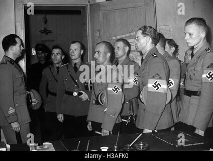 Hitler-Jugend-Gruppe in der faschistischen Museum in Mailand, 1941 Stockfoto