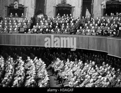 Mitglieder des Reichstages in der Berliner Kroll-Oper, 1941 Stockfoto