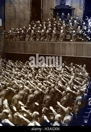 Mitglieder des Reichstages in der Berliner Kroll-Oper, 1941 Stockfoto