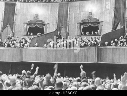 Hiroshi Oshima im diplomatischen Feld der Berliner Krolloper, 1941 Stockfoto