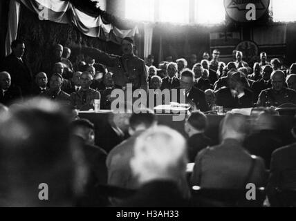 Wilhelm Frick, Adolf Hitler und Alfred Hugenberg in Bad Harzburg 1931 Stockfoto