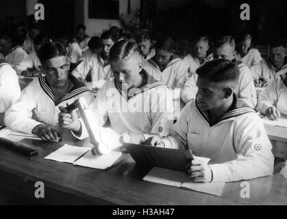 Unterricht an der Intelligenz Marineschule Muerwik, 1935 Stockfoto