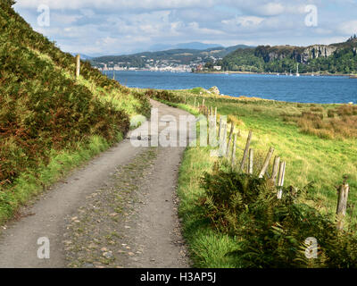 Blick von einer Spur über den Sound Kerrera nach Oban Insel Kerrera Argyll und Bute Schottland Stockfoto