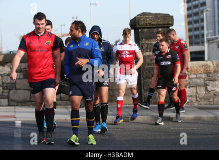 Münsters Peter O'Mahony (links) und Leinster Isa Nacewa während der European Rugby Champions Cup/Challenge Cup-Turniere starten Pro 12 Clubs in Dublin Convention Centre, Irland. Stockfoto