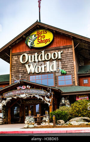 Der Bass Pro Shops Shop in Manteca, Kalifornien Stockfoto