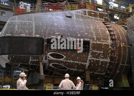 Arbeit geht weiter auf HMS Anson, das fünfte Astute-Klasse Atom-Flotte u-Boot der Royal Navy, bei BAE Systems, Bau-in-Furness. Stockfoto