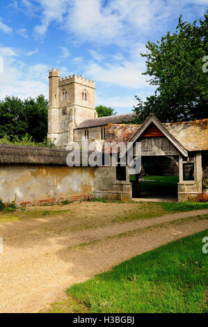 Allerheiligen und St.-Margarethen Kirche, Enford, Wiltshire. Stockfoto