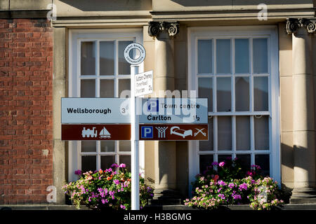 Wegweiser in Market Bosworth, Leicestershire, England, UK Stockfoto