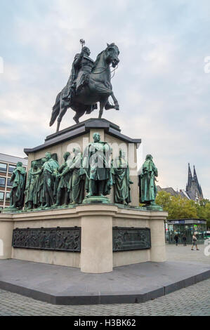 Reiterstandbild Friedrich Wilhelm Lll von Alexander Calandrelli Rudolf Schweinitz, 1865, Heumarkt, Köln, Köln, Deutschland Stockfoto