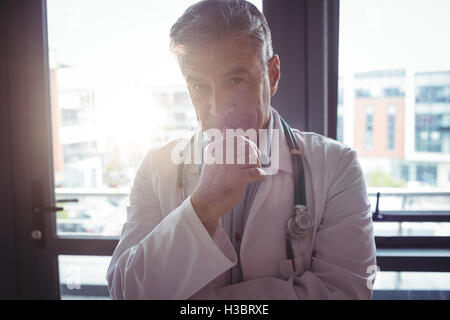 Porträt der Arzt mit Stethoskop Stockfoto