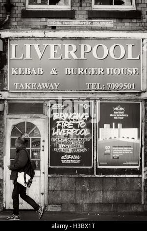 Kebab & Burger House Takeaway. Alte Vintage Style Bilder von Urban Decay im Stadtzentrum von Liverpool, Merseyside, UK Stockfoto