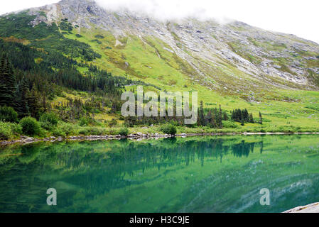 am Ende der Wanderung der Upper Dewey Lake, Skagway, Alaska Stockfoto