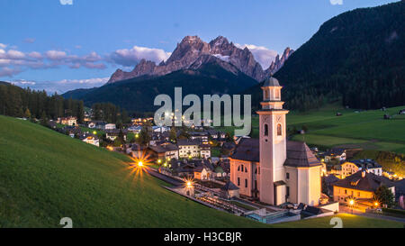 Sexten / Sesto-Stadt in Südtirol / Südtirol / Alto Adige in den italienischen Dolomiten / Sextner Dolomiten - Italien Stockfoto