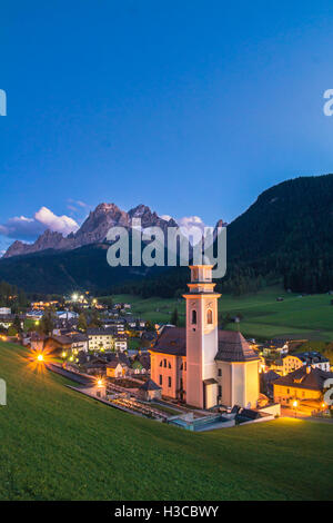 Sexten / Sesto-Stadt in Südtirol / Südtirol / Alto Adige in den italienischen Dolomiten / Sextner Dolomiten - Italien Stockfoto