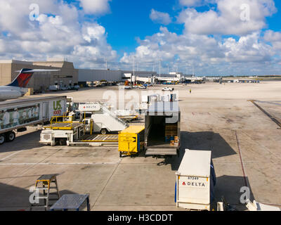 Plattform der internationalen Flughafen Fort Lauderdale Hollywood in Florida, USA Stockfoto