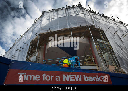 Bau der neuen Metro Bank bei Wimbledon Bridge House, Wimbledon, Südwesten von London, England, UK Stockfoto