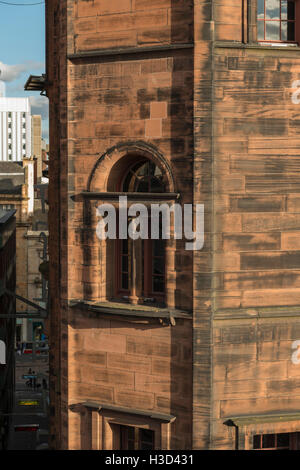 Fensterdetail, Glasgow Herald-Gebäude, entworfen von Charles Rennie Mackintosh, jetzt The Lighthouse, Glasgow, Schottland, UK, Stockfoto