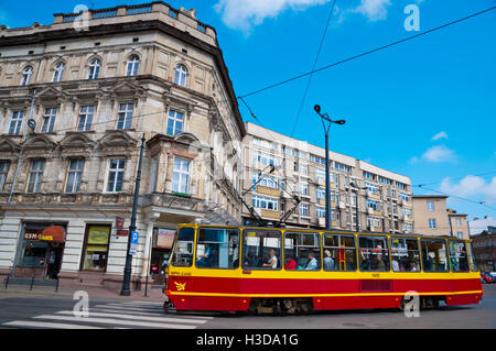 Straßenbahnhaltestelle am Plac Wolnosci Wolnosci Quadrat, Lodz, Zentralpolen Stockfoto