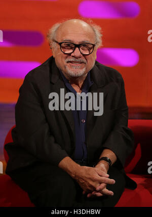 Danny DeVito während der Dreharbeiten von The Graham Norton Show in London Studios in London, am Freitag Abend auf BBC1 ausgestrahlt werden. Stockfoto