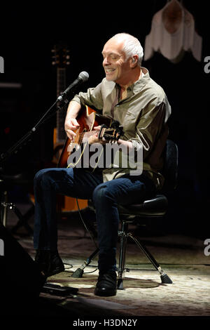 Fort Lauerdale, Florida, USA. 5. Oktober 2016. Peter Frampton führt auf das Parker-Schauspielhaus am 5. Oktober 2016 in Fort Lauderdale Florida. Bildnachweis: MediaPunch Inc/Alamy Live-Nachrichten Stockfoto