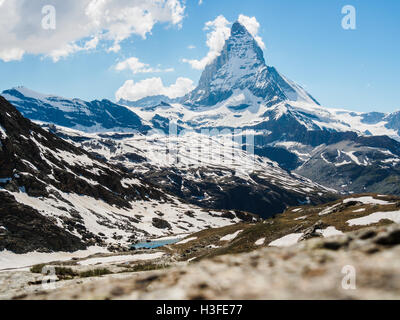 Bahnhof Matterhorn Gipfel im sonnigen Tag Blick von Rotenboden, Zermatt, Schweiz. Stockfoto