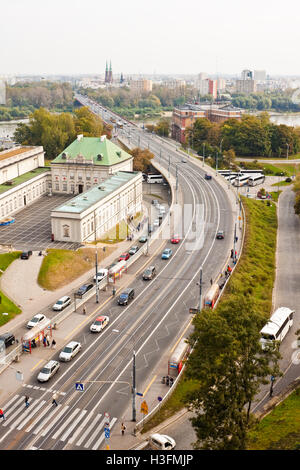 Blick auf die Slasko-Dabrowski-Brücke über die Weichsel in Warschau, Polen Stockfoto